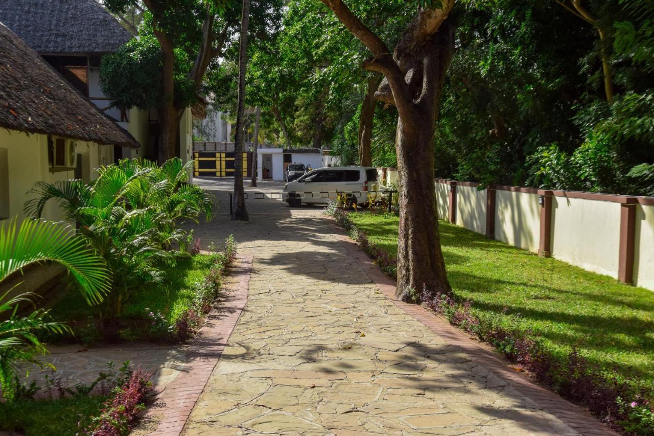 Sheratton Beach Villagio มอมบาซา ภายนอก รูปภาพ